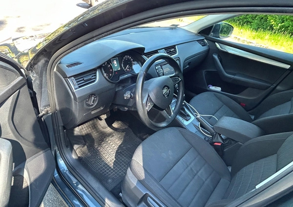 Skoda Octavia cena 44990 przebieg: 224000, rok produkcji 2016 z Koszalin małe 211